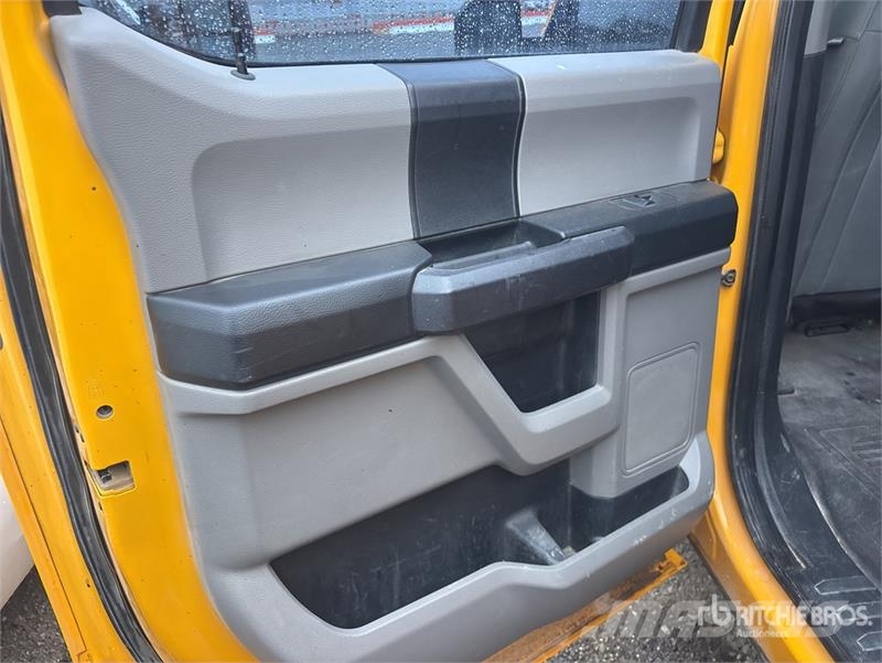 Ford F-150 XL 4x4 Crew Cab Pickup Прочие фургоны