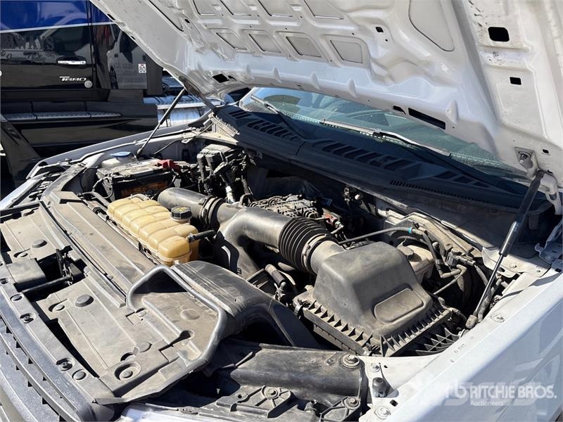 Ford F-150 XL 4x4 Crew Cab Pickup Drugi