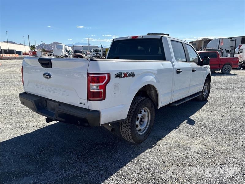 Ford F-150 XL 4x4 Crew Cab Pickup Drugi