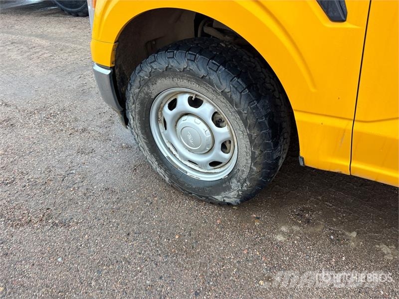 Ford F-150 XL 4x4 Crew Cab Pickup Прочие фургоны