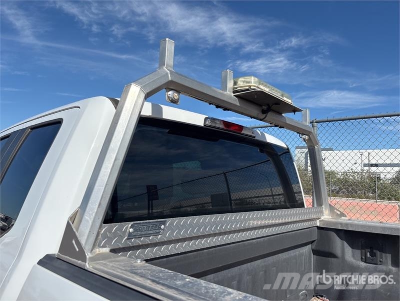 Ford F-150 XL 4x4 Extended Cab Pickup Ostalo