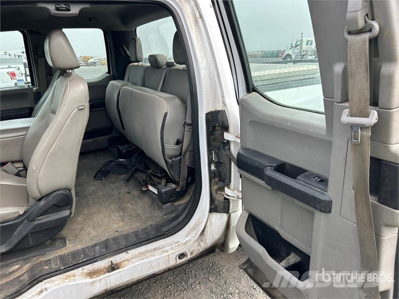 Ford F-150 XL 4x4 Extended Cab Pickup Прочие фургоны