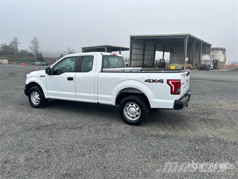 Ford F-150 XL 4x4 Extended Cab Pickup Muut autot