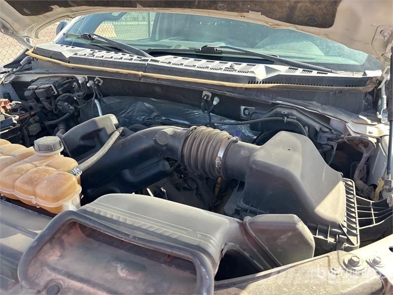 Ford F-150 XL 4x4 Extended Cab Pickup Ostalo