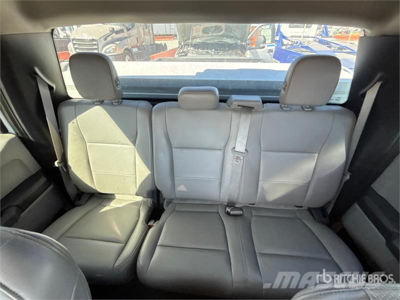 Ford F-150 XL 4x4 Extended Cab Pickup Drugi