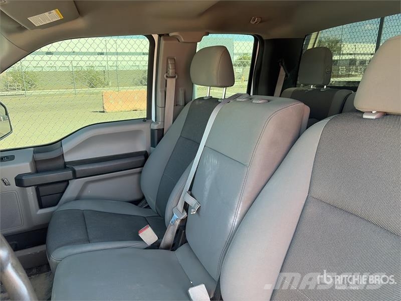 Ford F-150 XL 4x4 Extended Cab Pickup Прочие фургоны