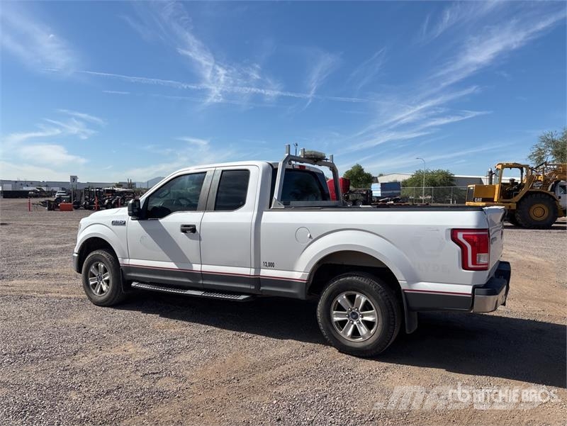 Ford F-150 XL 4x4 Extended Cab Pickup Ostalo