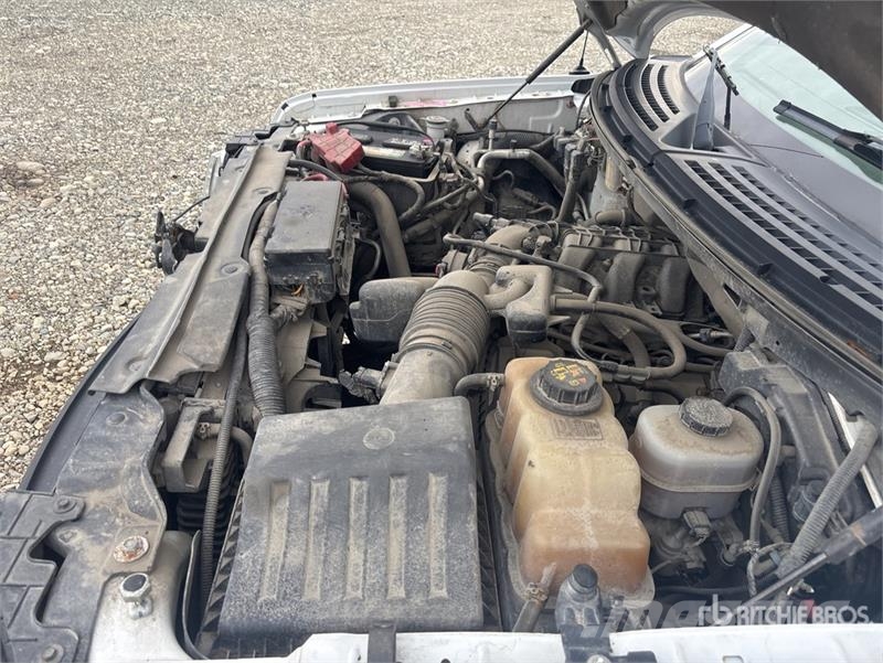 Ford F-150 XL 4x4 Extended Cab Pickup その他