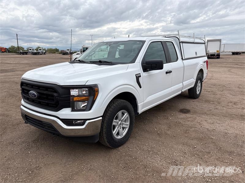 Ford F-150 XL 4x4 Extended Cab Pickup Other