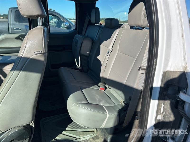 Ford F-150 XL 4x4 Extended Cab Pickup Drugi