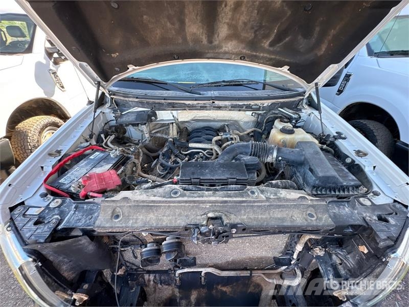 Ford F-150 XL 4x4 Extended Cab Pickup Ostalo