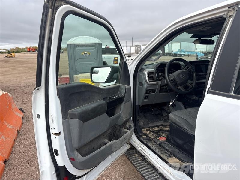 Ford F-150 XL 4x4 Extended Cab Pickup Andre varebiler