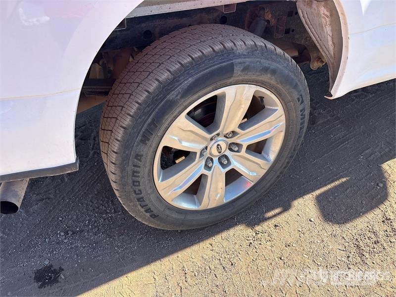 Ford F-150 XL 4x4 Extended Cab Pickup 기타