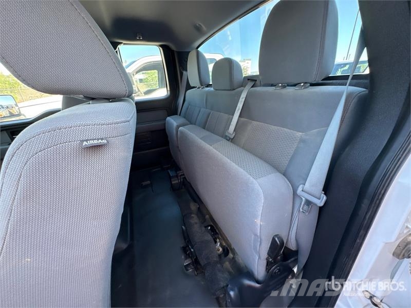 Ford F-150 XL 4x4 Extended Cab Pickup Ostalo