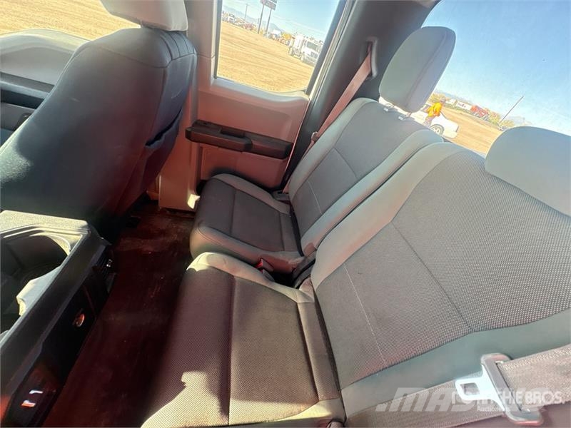 Ford F-150 XL 4x4 Extended Cab Pickup 기타