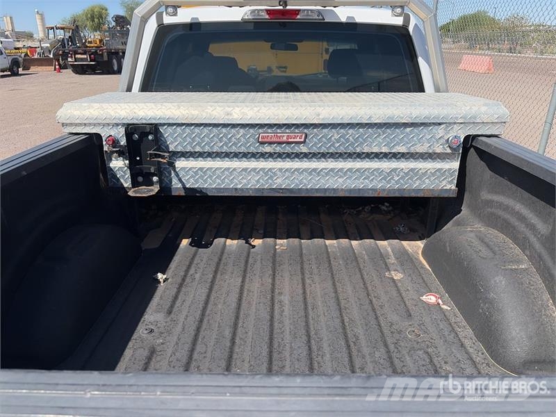 Ford F-150 XL 4x4 Extended Cab Pickup 其他