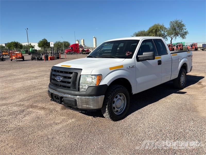 Ford F-150 XL 4x4 Extended Cab Pickup Ostalo