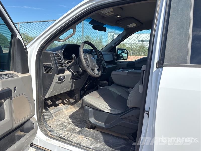 Ford F-150 XL 4x4 Extended Cab Pickup Ostalo