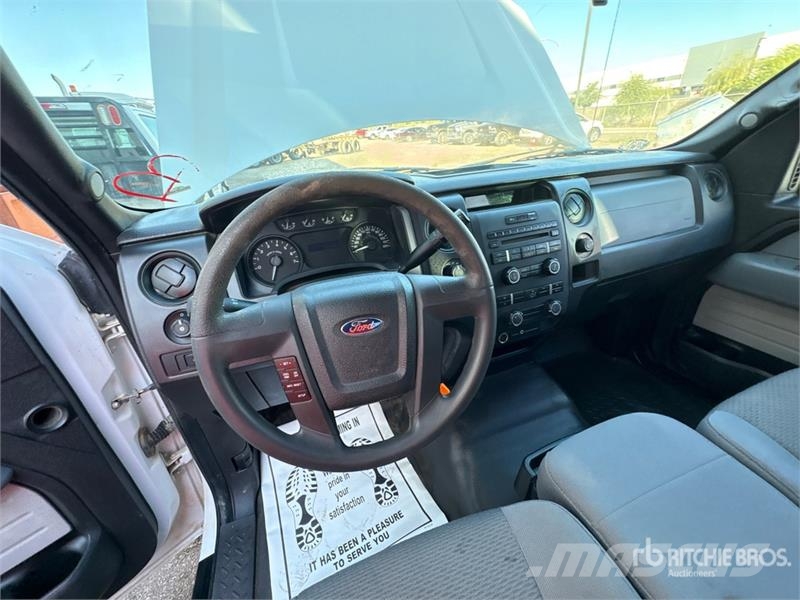 Ford F-150 XL 4x4 Extended Cab Pickup Ostalo
