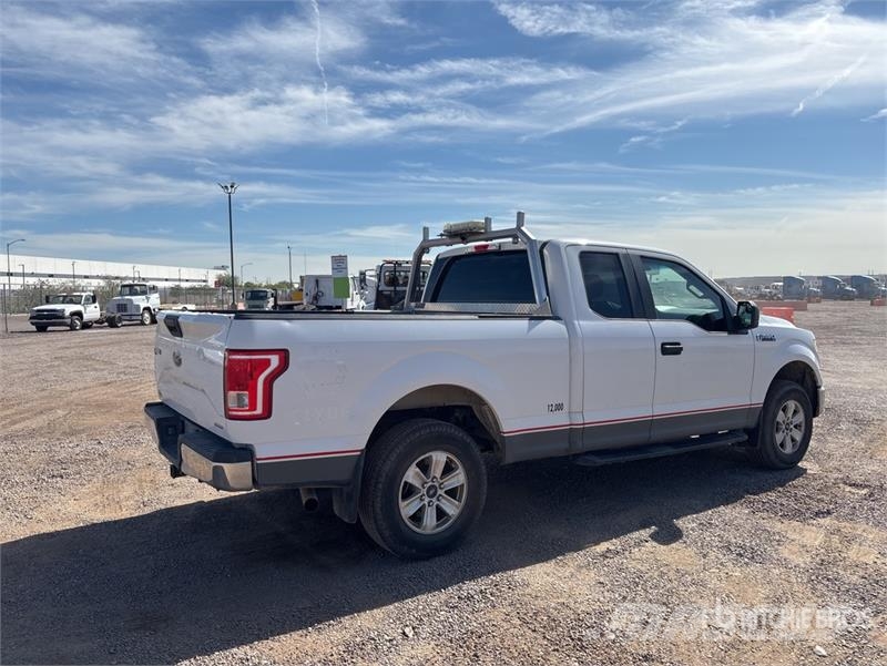 Ford F-150 XL 4x4 Extended Cab Pickup Ostalo