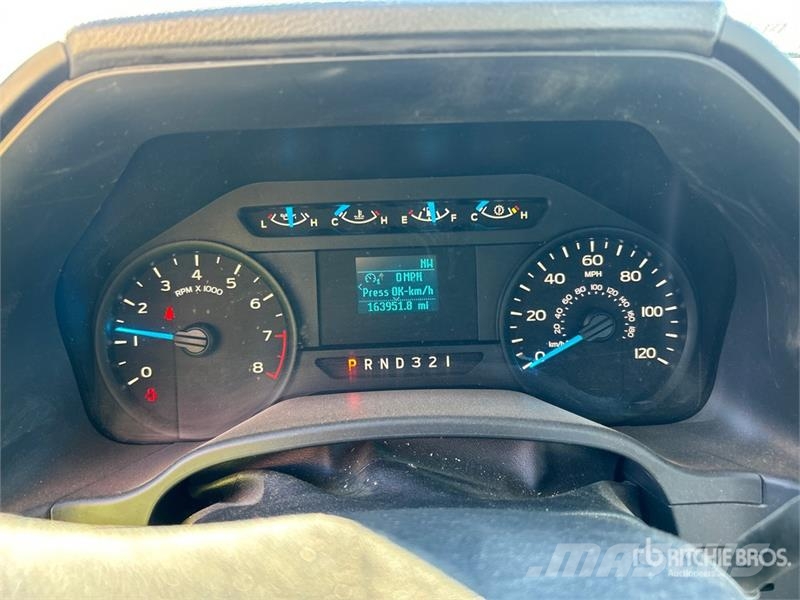 Ford F-150 XL 4x4 Extended Cab Pickup Drugi