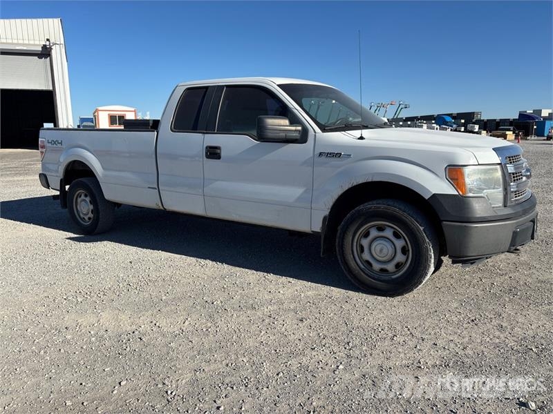 Ford F-150 XL 4x4 Extended Cab Pickup Otras furgonetas