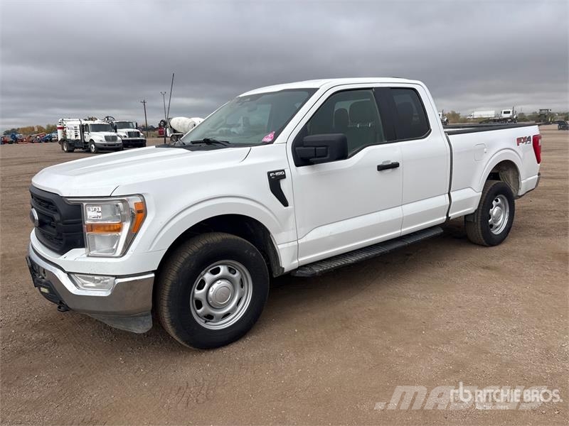 Ford F-150 XL 4x4 Extended Cab Pickup Andre varebiler