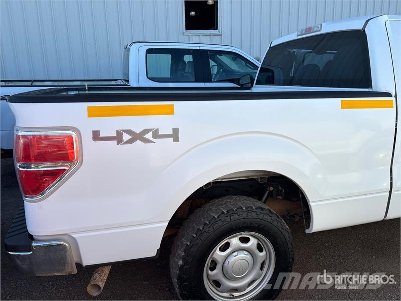Ford F-150 XL 4x4 Extended Cab Pickup Ostalo