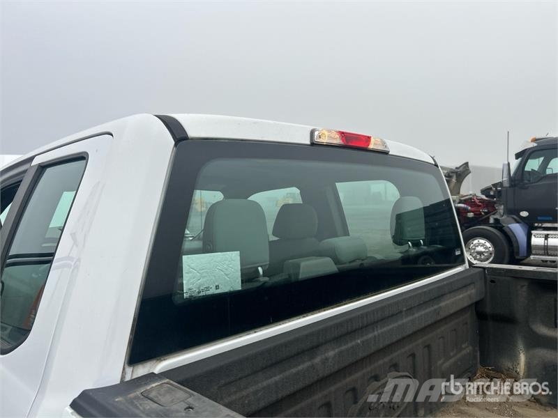 Ford F-150 XL 4x4 Extended Cab Pickup Andere Transporter