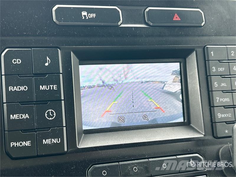 Ford F-150 XL 4x4 Extended Cab Pickup その他