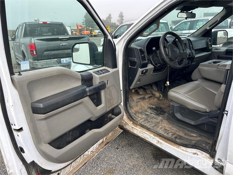 Ford F-150 XL 4x4 Extended Cab Pickup Прочие фургоны