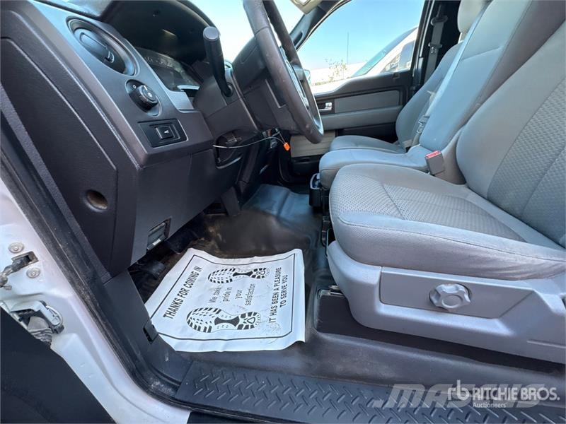 Ford F-150 XL 4x4 Extended Cab Pickup Ostalo