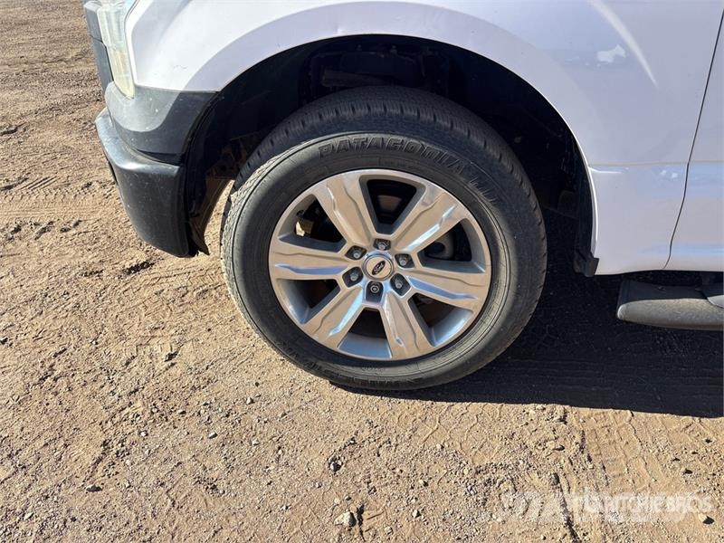 Ford F-150 XL 4x4 Extended Cab Pickup 기타