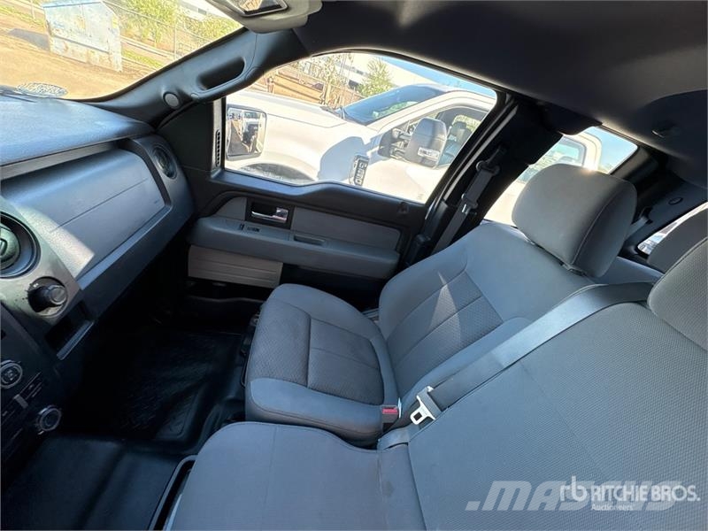 Ford F-150 XL 4x4 Extended Cab Pickup Ostalo