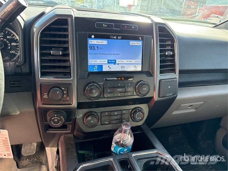 Ford F-150 XL 4x4 Extended Cab Pickup Andere Transporter