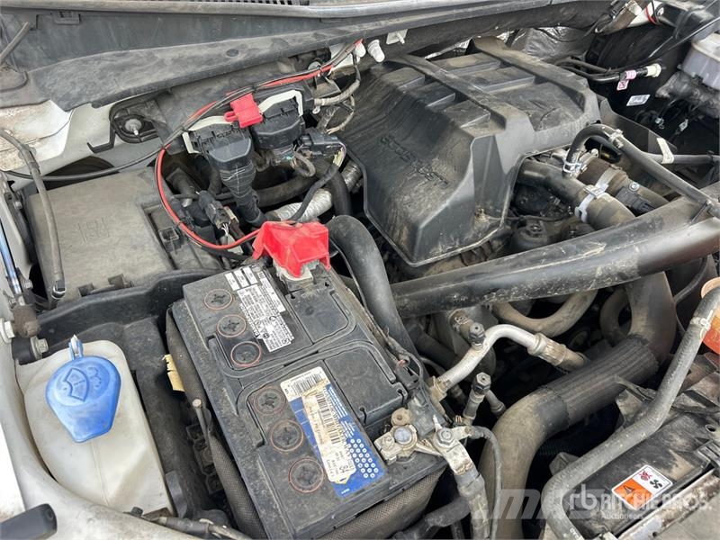 Ford F-150 XL 4x4 Extended Cab Pickup Drugi