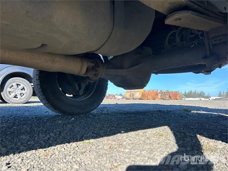 Ford F-150 XL 4x4 Extended Cab Pickup Drugi