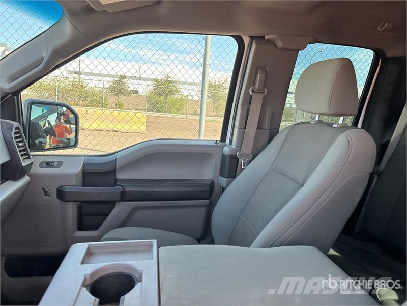 Ford F-150 XL 4x4 Extended Cab Pickup Ostalo