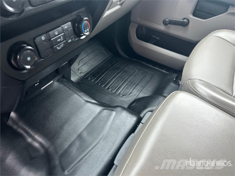 Ford F-150 XL 4x4 Extended Cab Pickup Muut autot