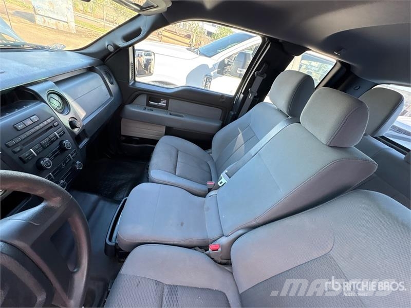 Ford F-150 XL 4x4 Extended Cab Pickup Ostalo