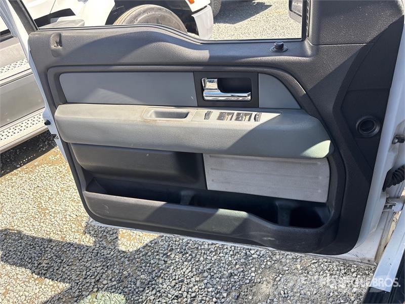 Ford F-150 XL 4x4 Extended Cab Pickup Citi
