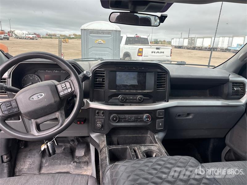 Ford F-150 XL 4x4 Extended Cab Pickup Andre varebiler