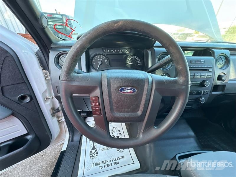 Ford F-150 XL 4x4 Extended Cab Pickup Ostalo
