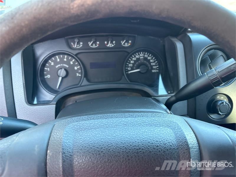 Ford F-150 XL 4x4 Extended Cab Pickup Ostalo