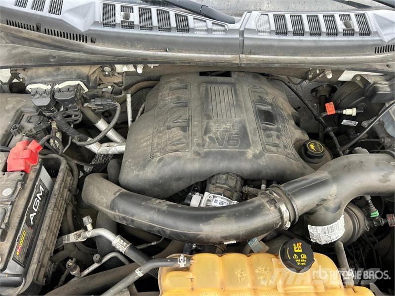 Ford F-150 XL 4x4 Extended Cab Pickup その他