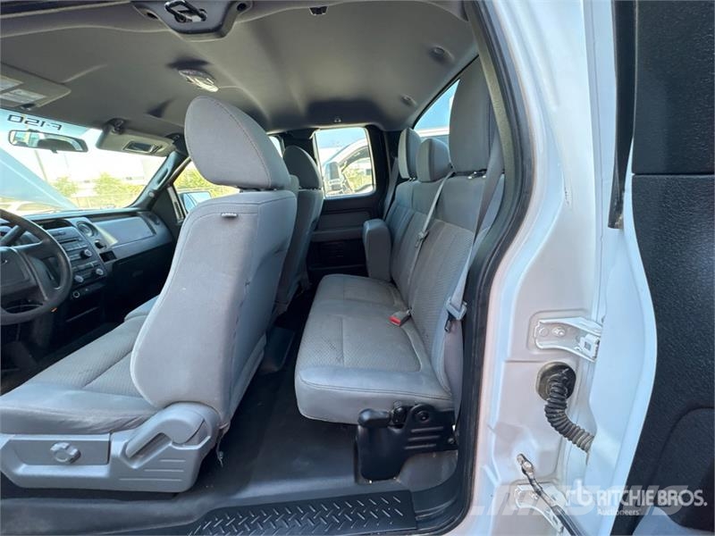Ford F-150 XL 4x4 Extended Cab Pickup Ostalo