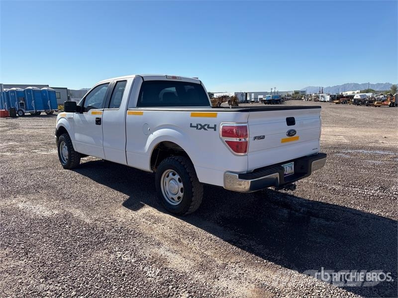 Ford F-150 XL 4x4 Extended Cab Pickup Ostalo