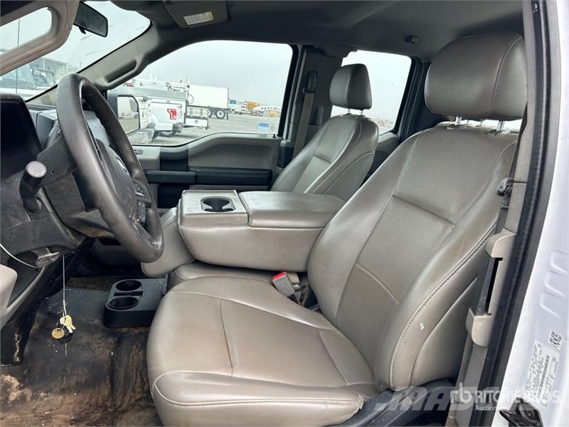 Ford F-150 XL 4x4 Extended Cab Pickup Прочие фургоны