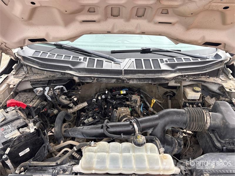 Ford F-150 XL 4x4 Extended Cab Pickup Andre varebiler