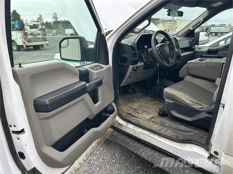 Ford F-150 XL 4x4 Extended Cab Pickup Drugi